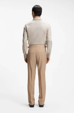 Slim-Fit Hemd aus bügelleichtem Baumwoll-Twill