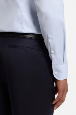 Slim-Fit Hemd aus bügelleichtem Baumwoll-Twill