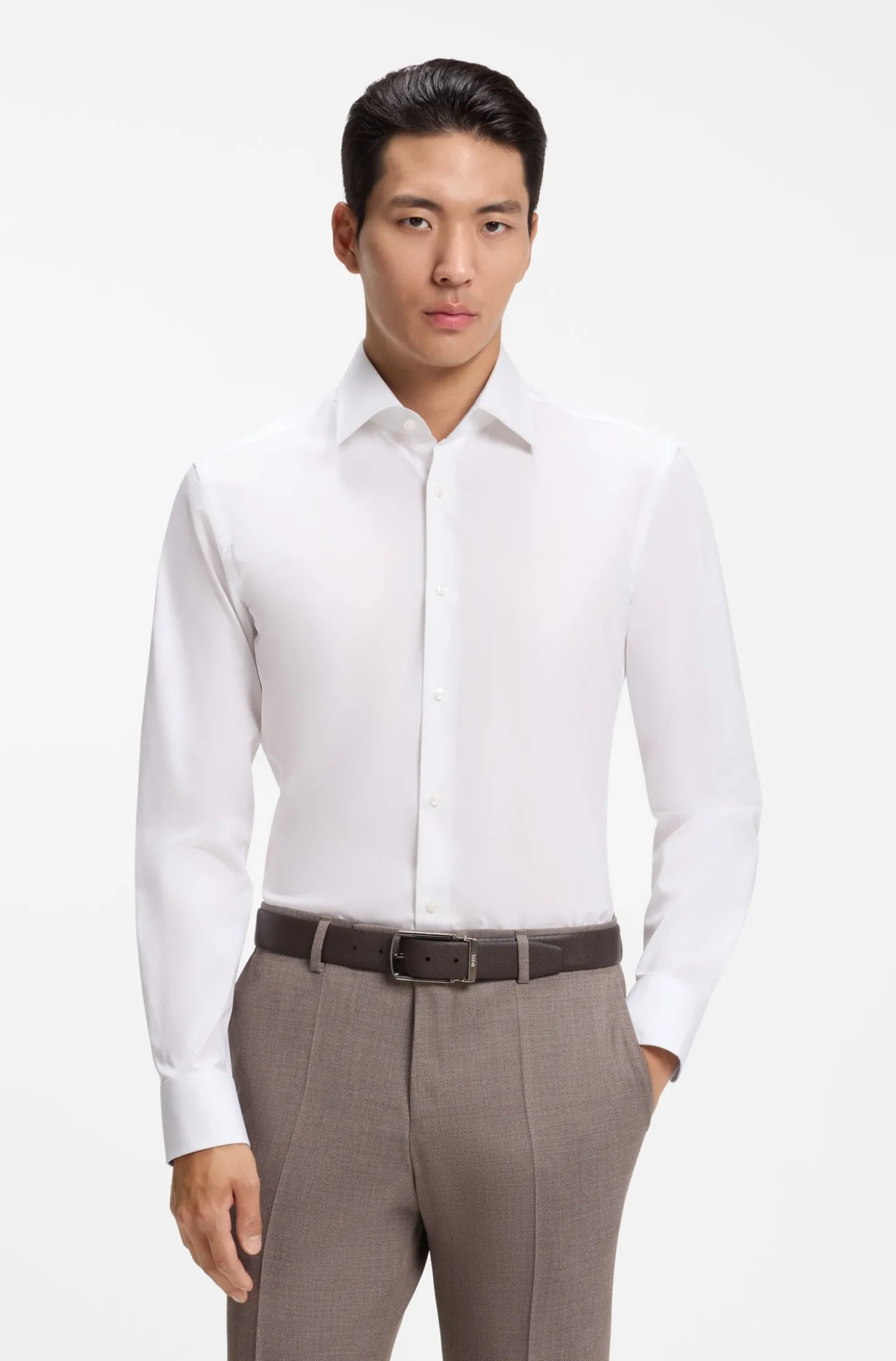 Slim-Fit Hemd aus bügelleichter Stretch-Baumwolle