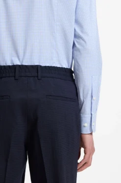 Slim-Fit Hemd aus funktionalem Stretch-Gewebe mit Karomuster