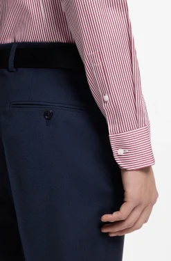 Slim-Fit Hemd aus gestreifter Stretch-Baumwolle mit bügelleichtem Finish