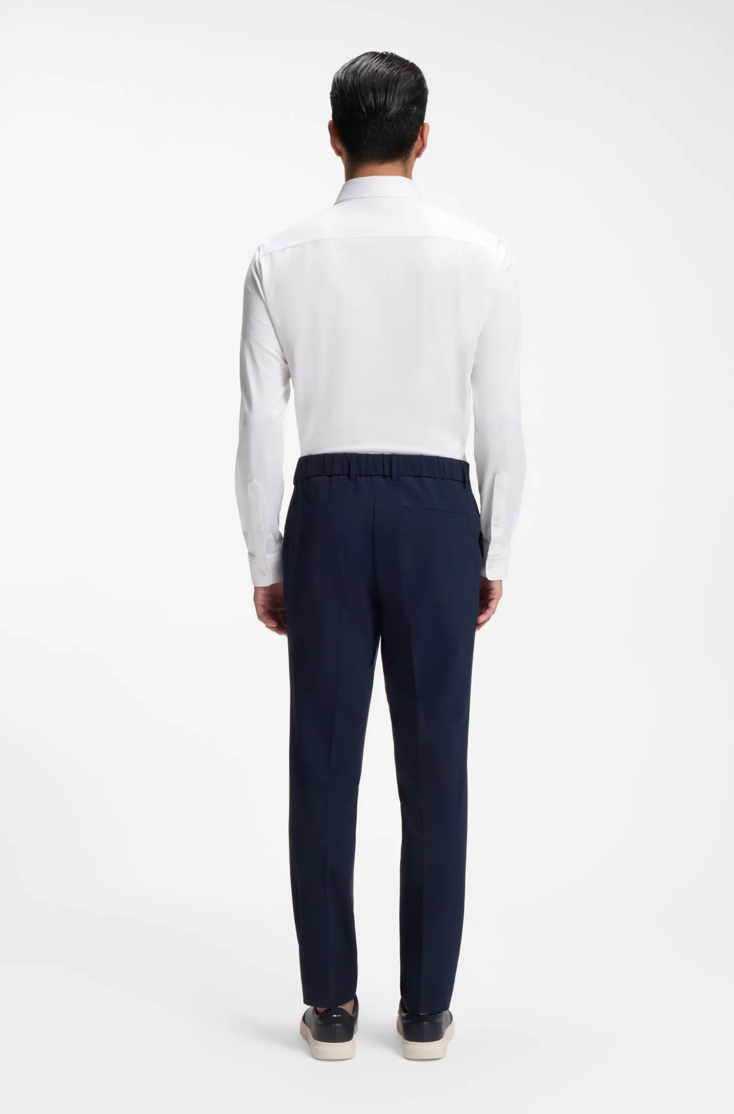 Slim-Fit Hemd aus strukturiertem Performance-Stretch-Gewebe