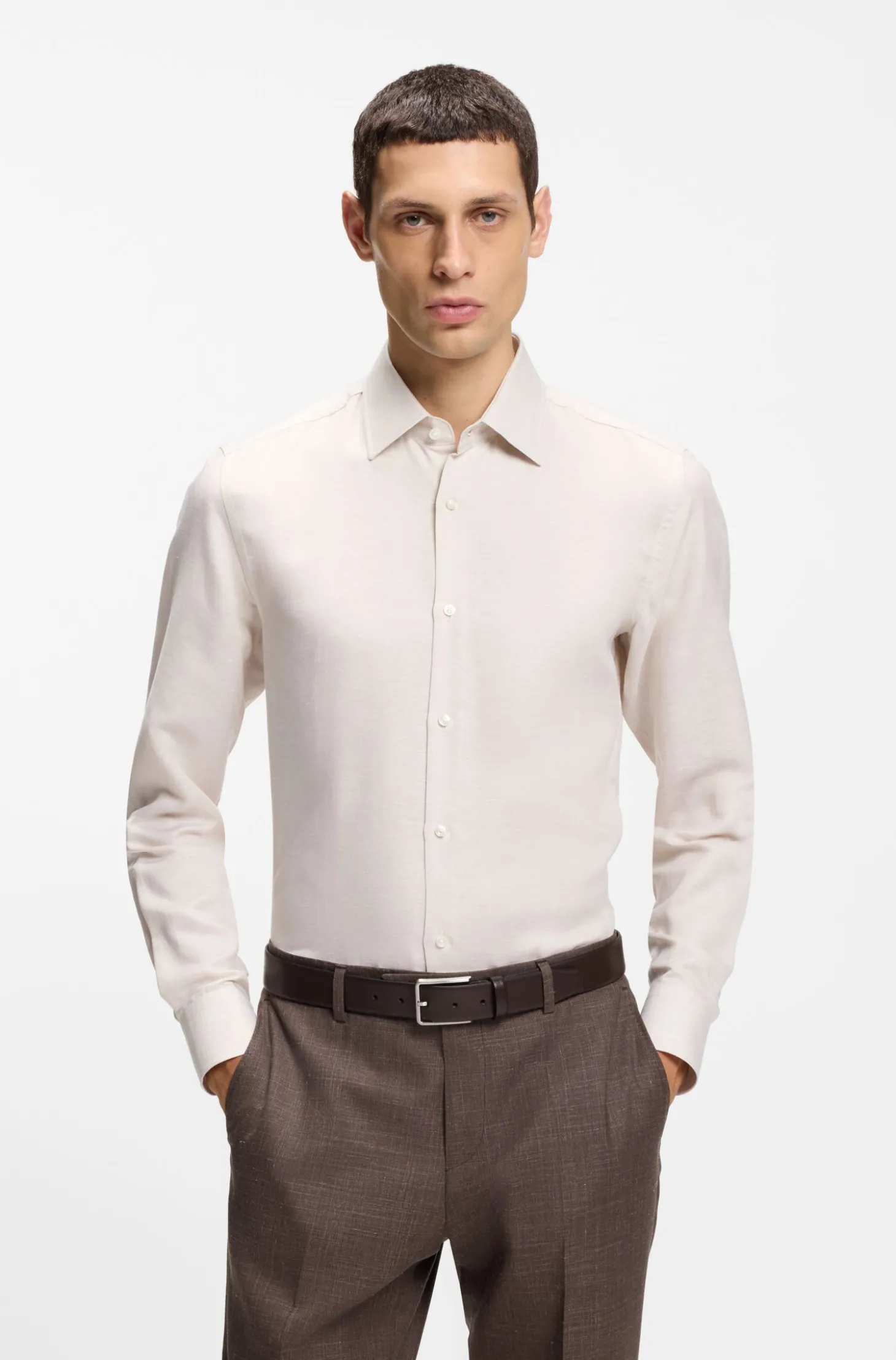 Slim-Fit Hemd aus Twill aus einem Leinen-Mix