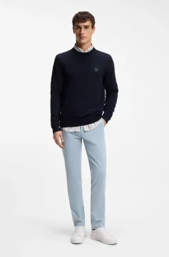 Slim-Fit Hose aus überfärbtem elastischem Satin