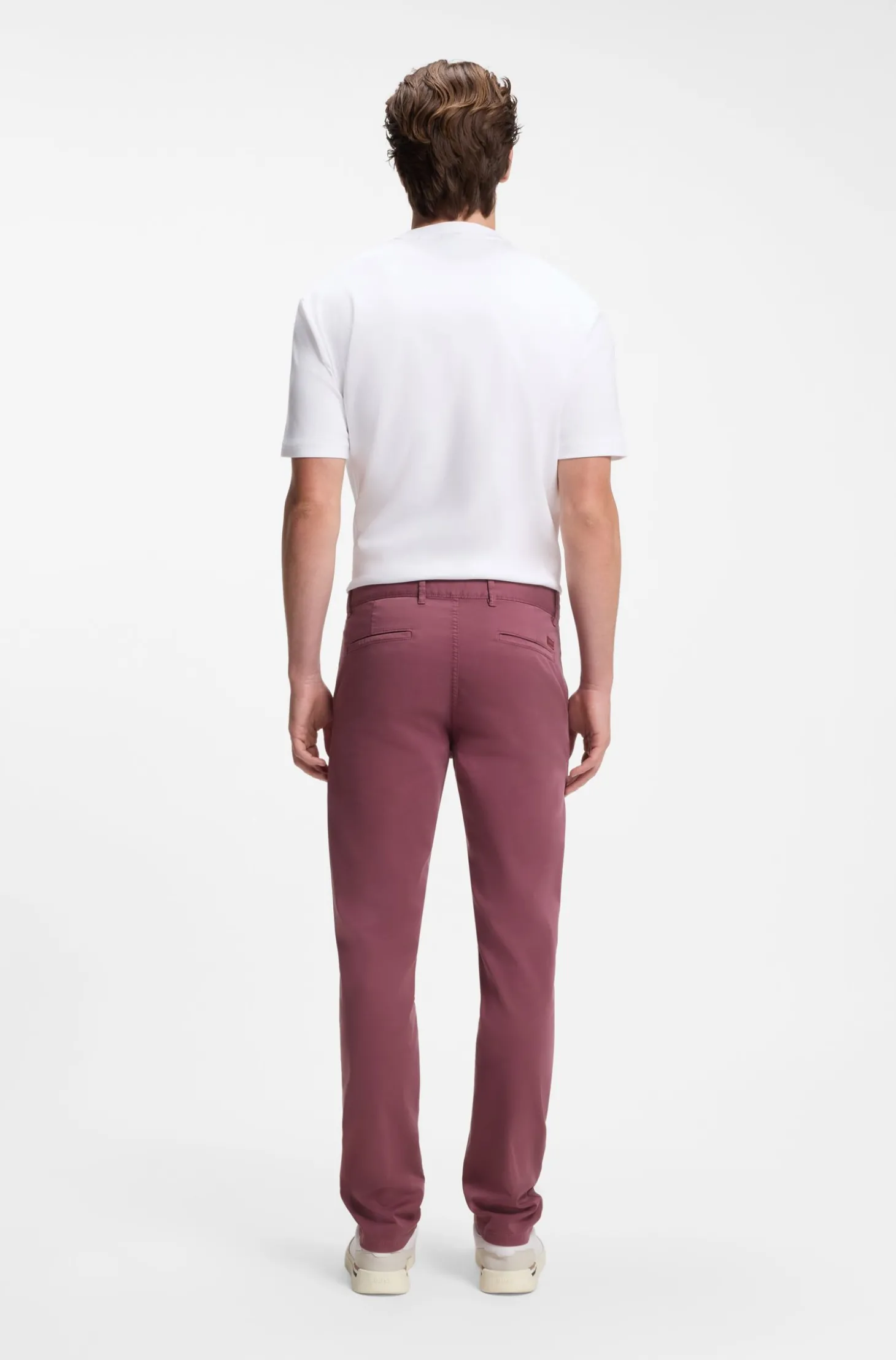 Slim-Fit Hose aus überfärbtem elastischem Satin