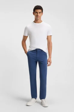 Slim-Fit Hose aus überfärbtem elastischem Satin