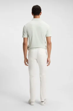Slim-Fit Hose aus überfärbtem elastischem Satin