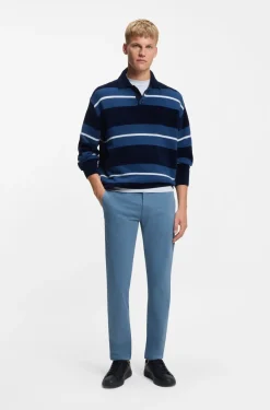 Slim-Fit Hose aus überfärbtem elastischem Satin