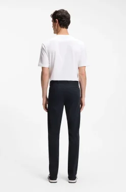 Slim-Fit Hose aus überfärbtem elastischem Satin