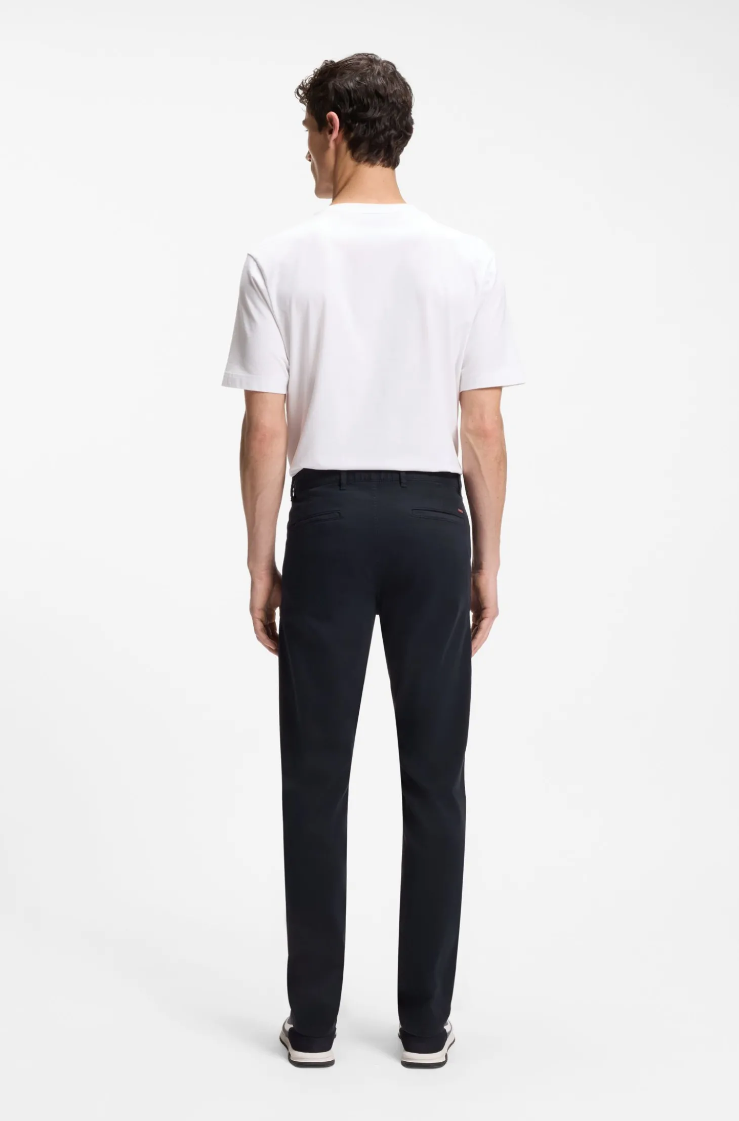 Slim-Fit Hose aus überfärbtem elastischem Satin