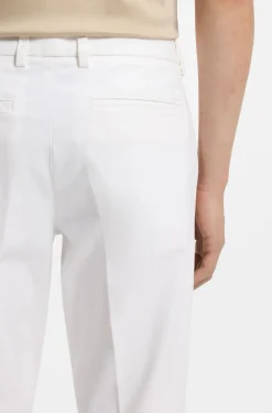 Slim-Fit Hose aus elastischer Baumwoll-Gabardine