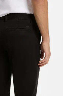 Slim-Fit Hose aus elastischer Baumwoll-Gabardine