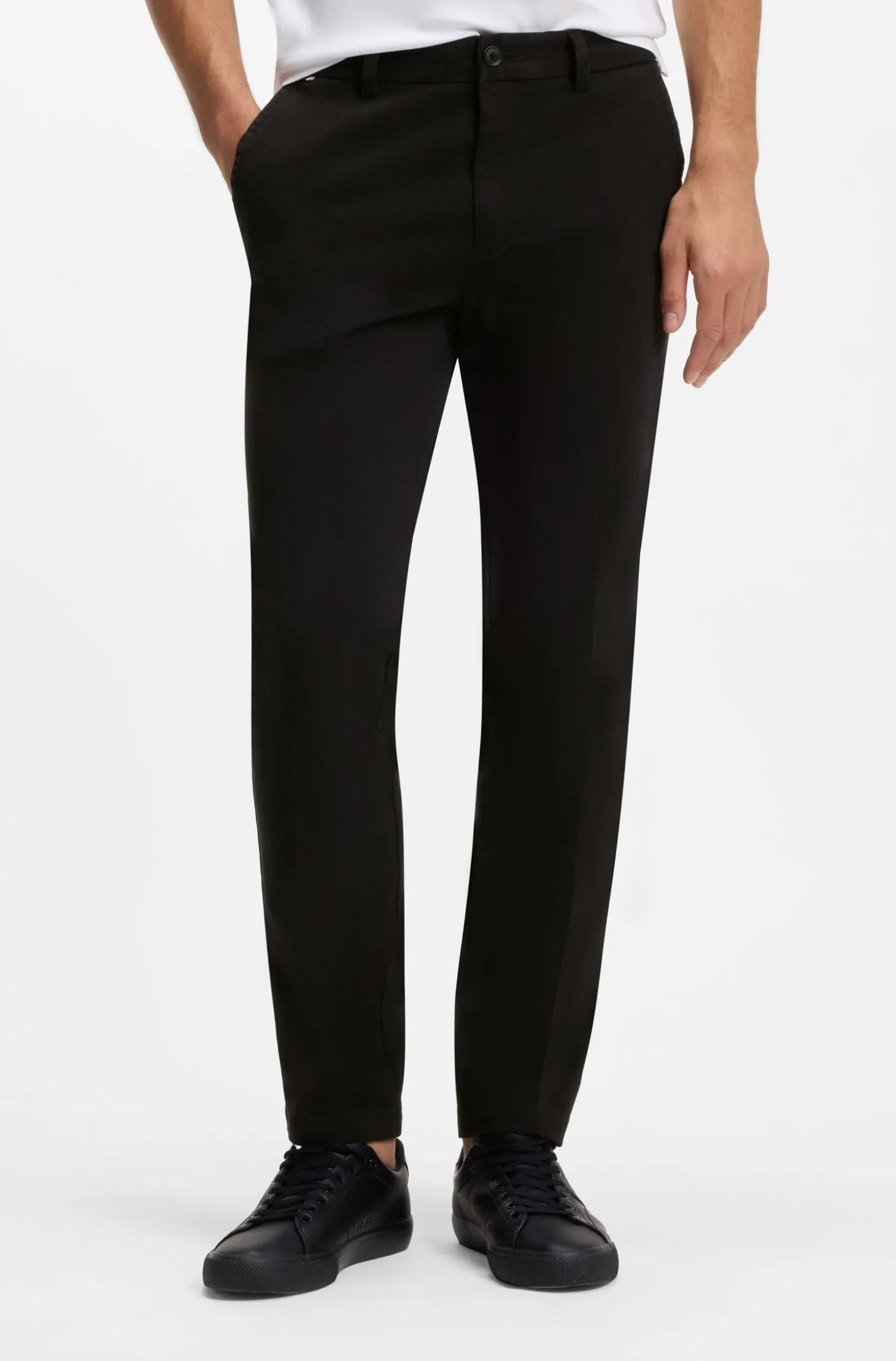 Slim-Fit Hose aus elastischer Baumwoll-Gabardine
