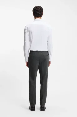 Slim-Fit Hose aus funktionalem Stretch-Gewebe