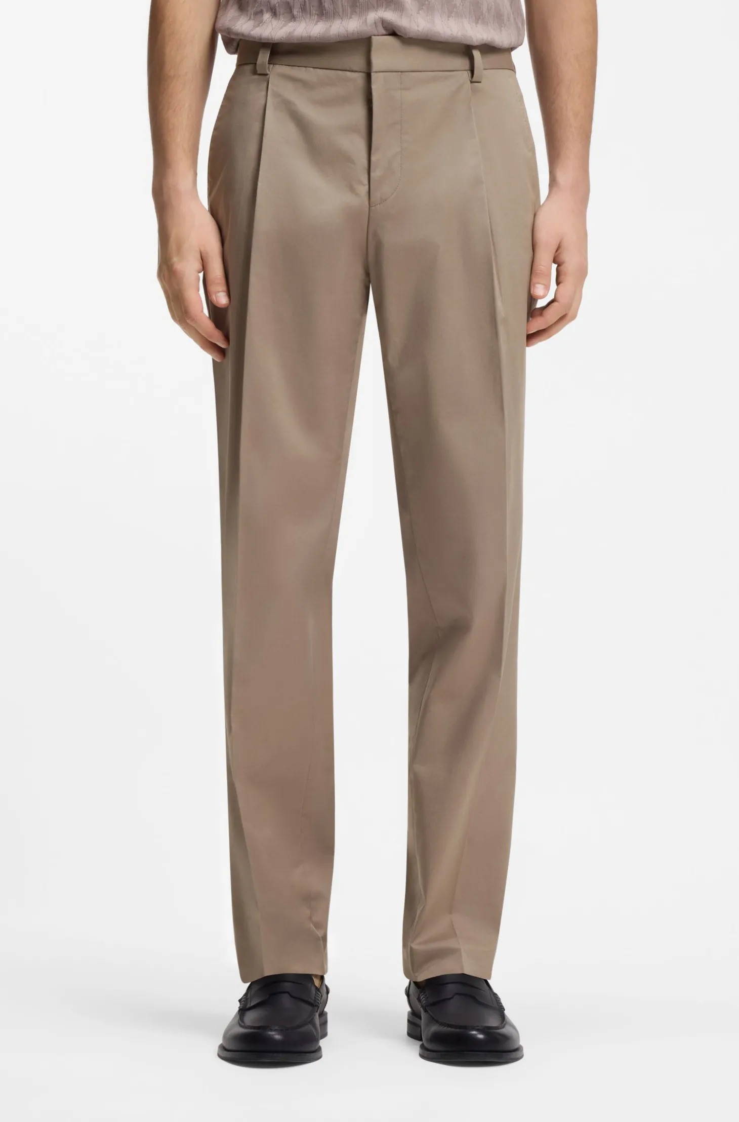 Slim-Fit Hose aus Stretch-Baumwolle mit Paper-Touch
