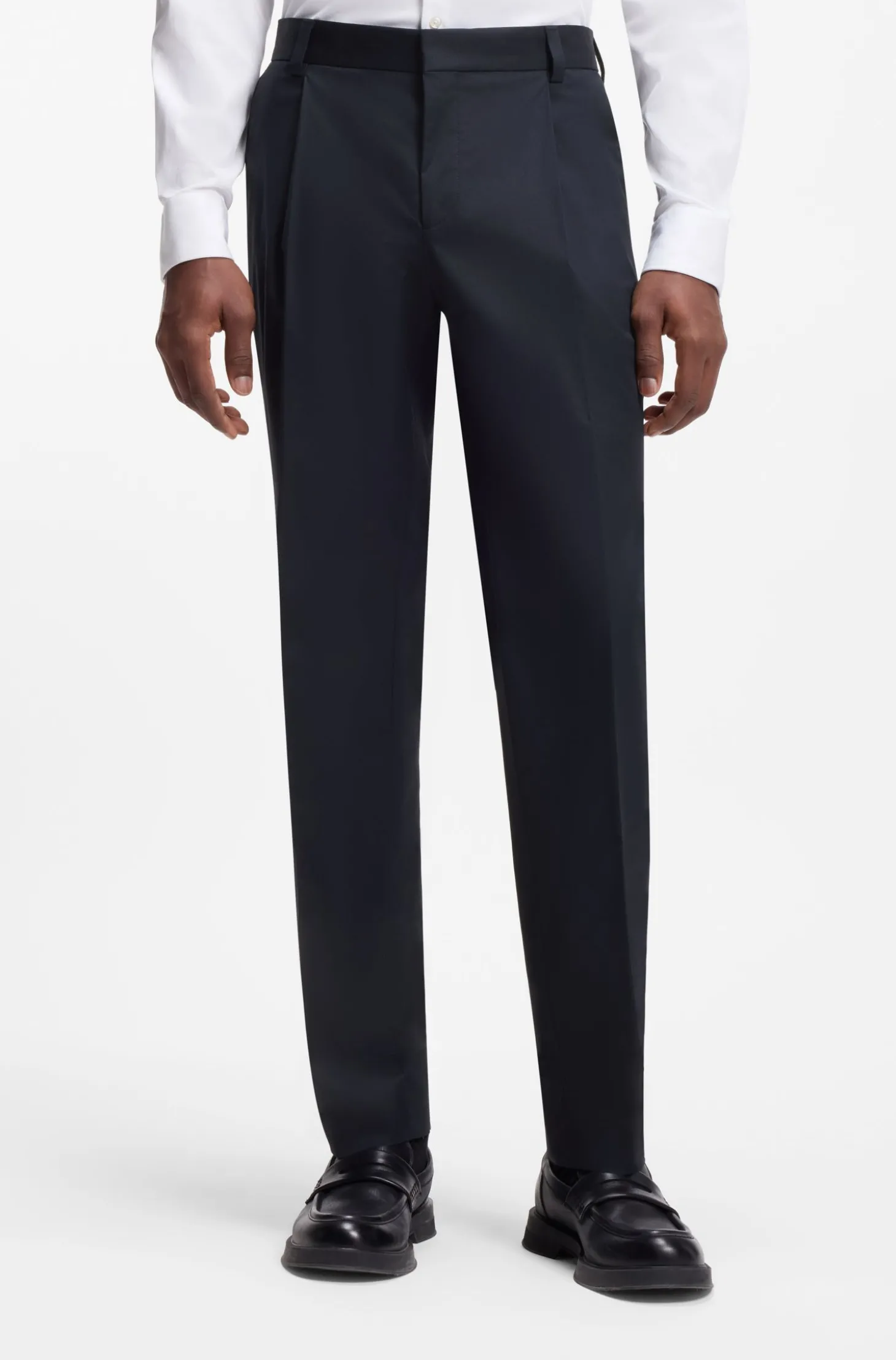 Slim-Fit Hose aus Stretch-Baumwolle mit Paper-Touch