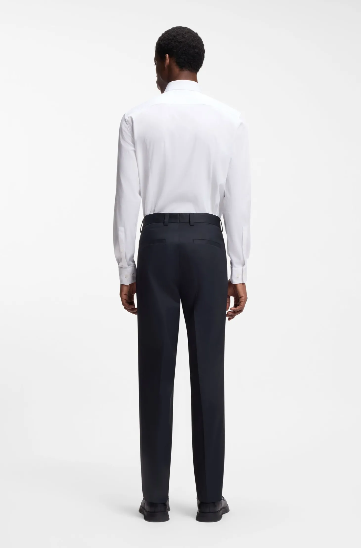 Slim-Fit Hose aus Stretch-Baumwolle mit Paper-Touch