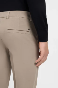 Slim-Fit Hose aus strukturierter Stretch-Baumwolle