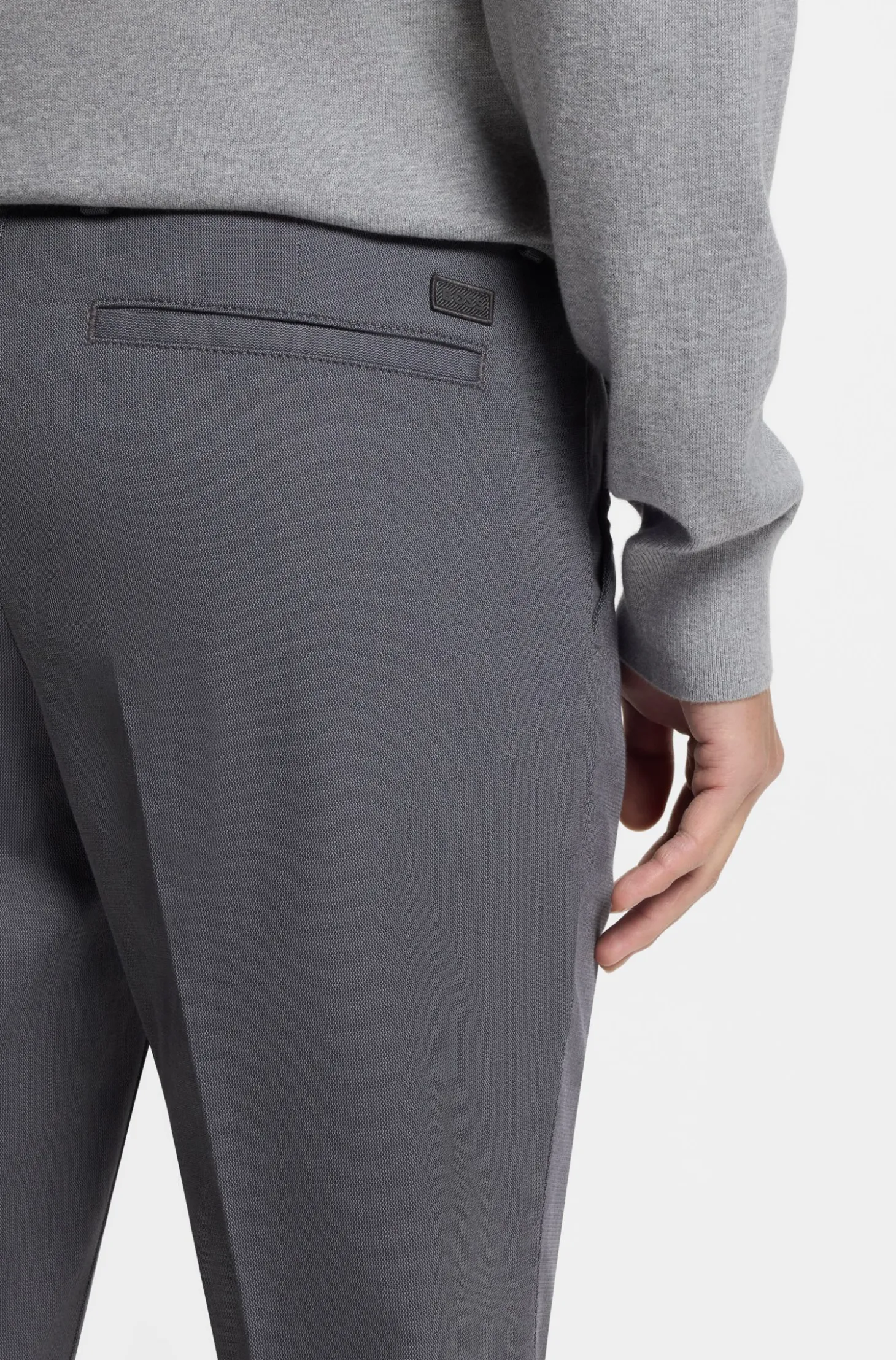 Slim-Fit Hose aus strukturierter Stretch-Baumwolle