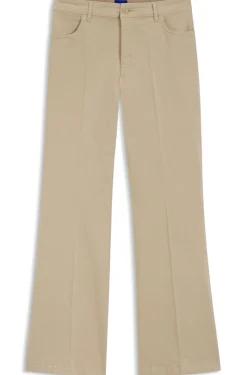 Slim-Fit Hose mit ausgestelltem Beinverlauf