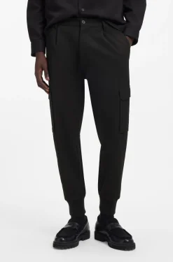 Slim-Fit Hose mit Cargo-Taschen