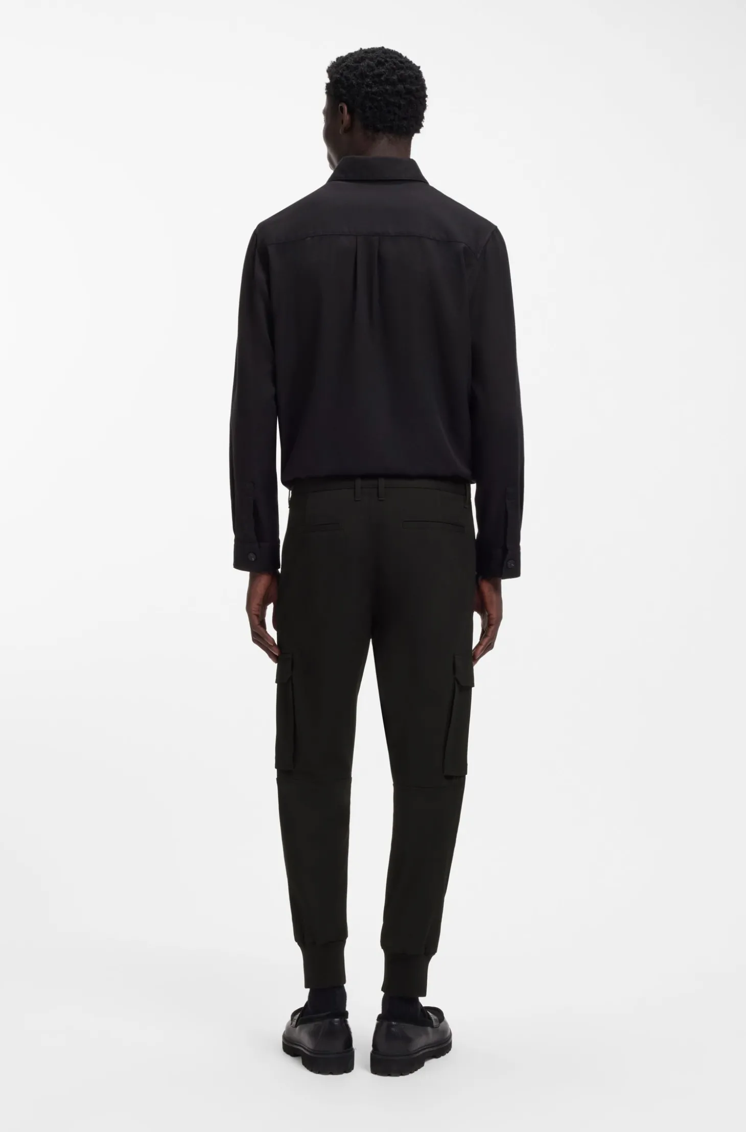 Slim-Fit Hose mit Cargo-Taschen