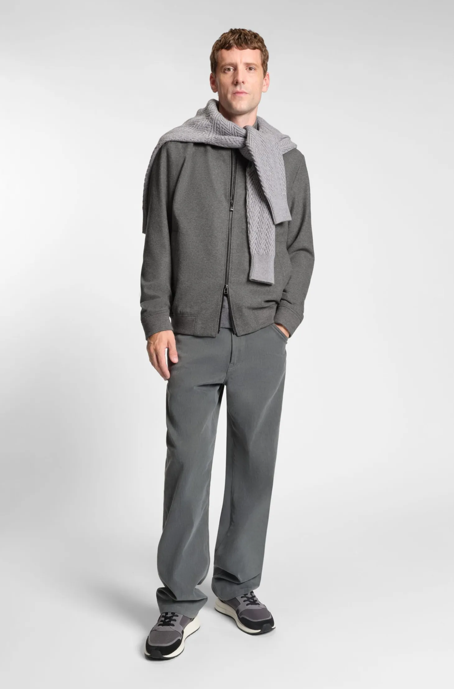 Slim-Fit Jacke aus gebürstetem Stretch-Flanell