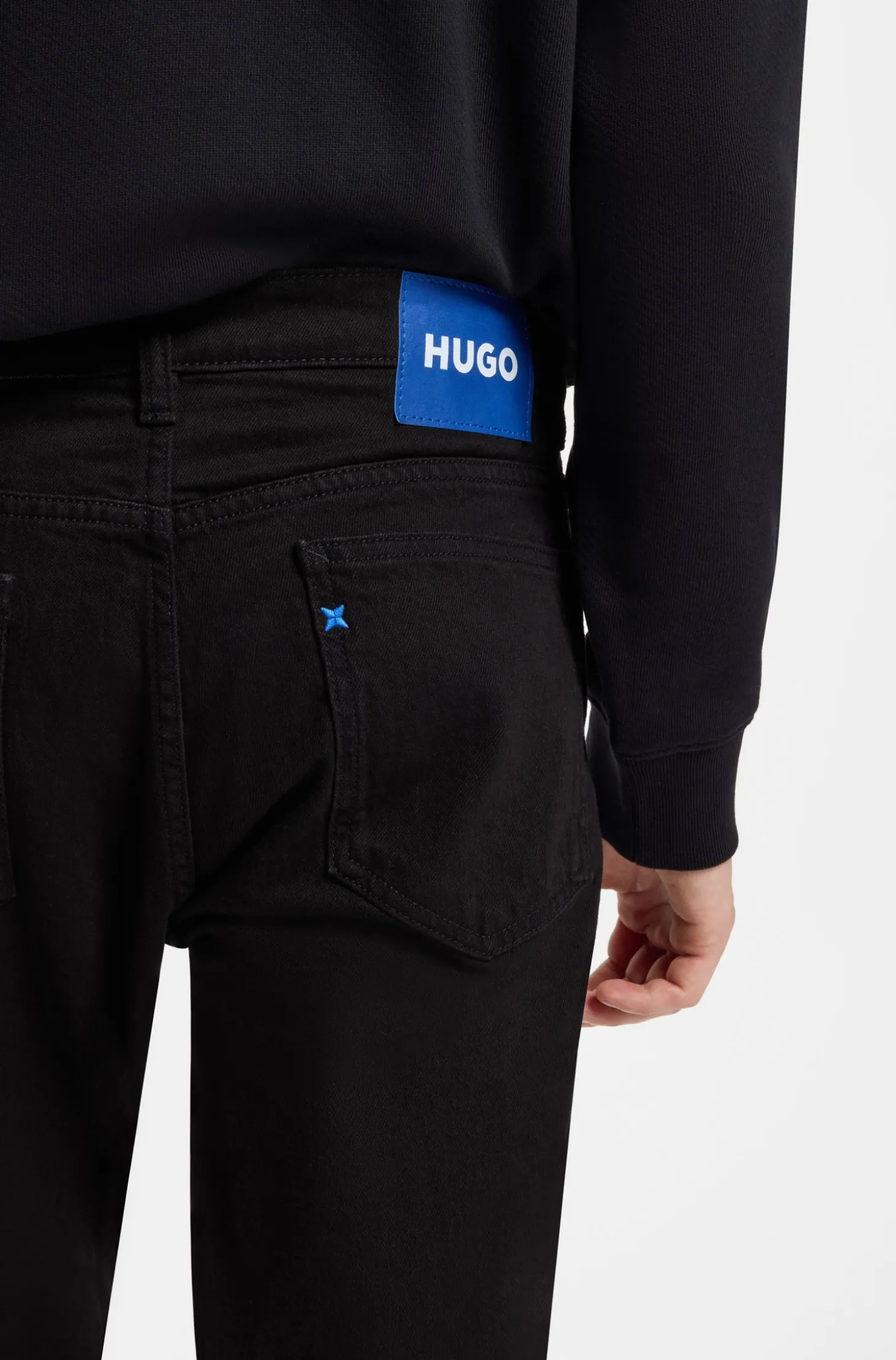 Slim-Fit Jeans aus schwarzem Stretch-Denim