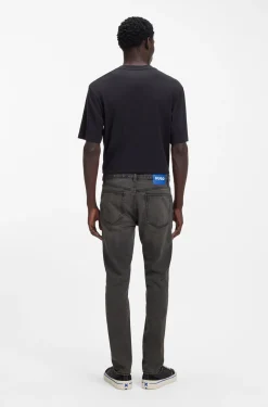 Slim-Fit Jeans aus Stretch-Denim mit schwarzer Waschung