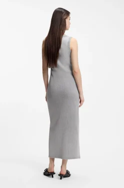 Slim-Fit Kleid aus Stretch-Baumwolle mit geprägtem Logo