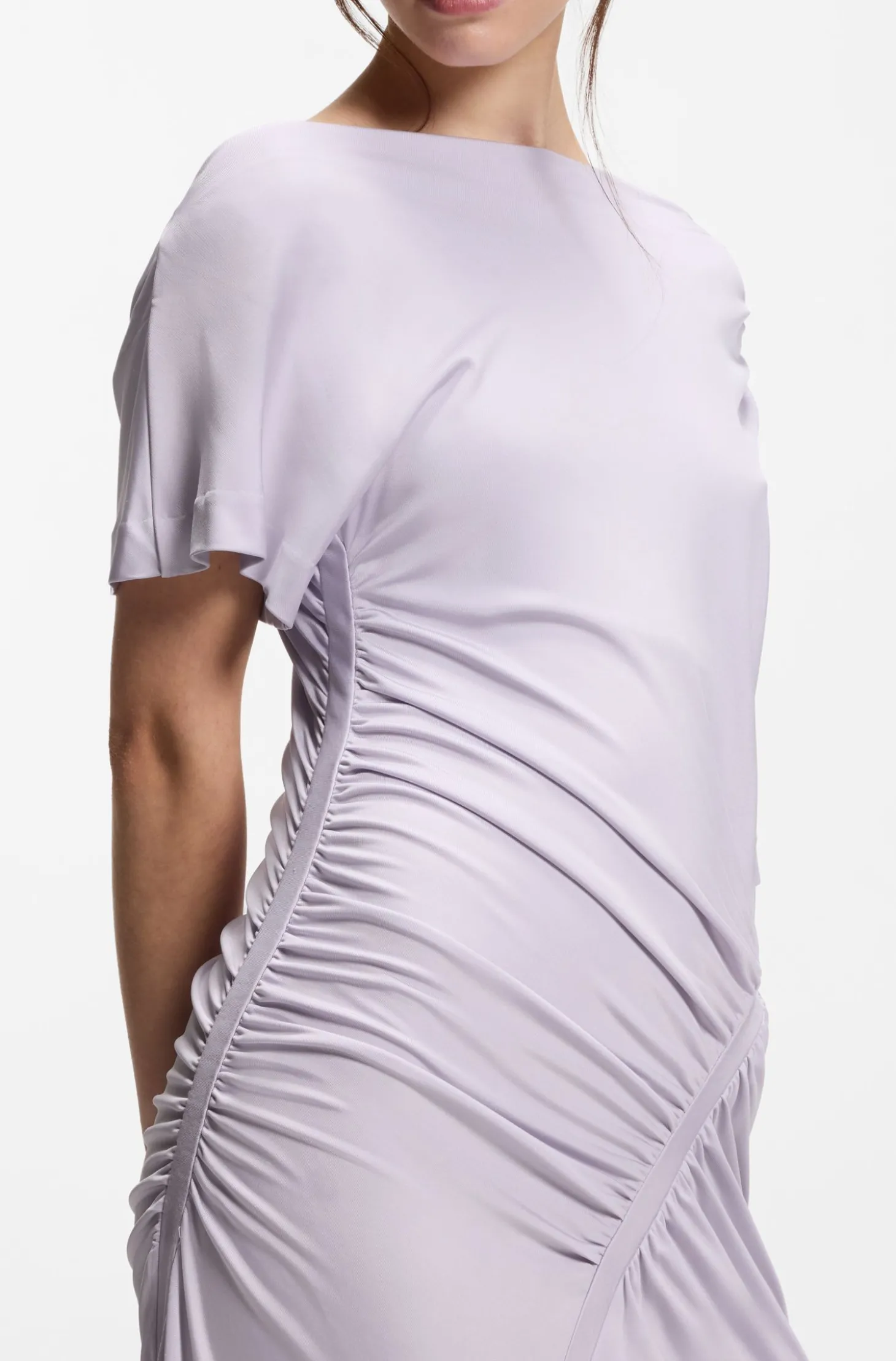 Slim-Fit Kleid mit gerafften Details