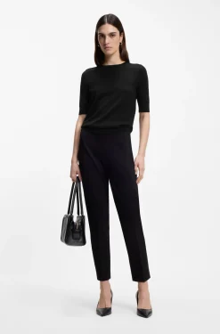 Slim-Fit Kurzarmpullover aus superfeiner Merinowolle
