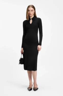 Slim-Fit Midikleid mit Polokragen und Schlüsselloch-Ausschnitt