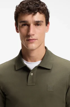 Slim-Fit Poloshirt aus elastischem Baumwoll-Piqué