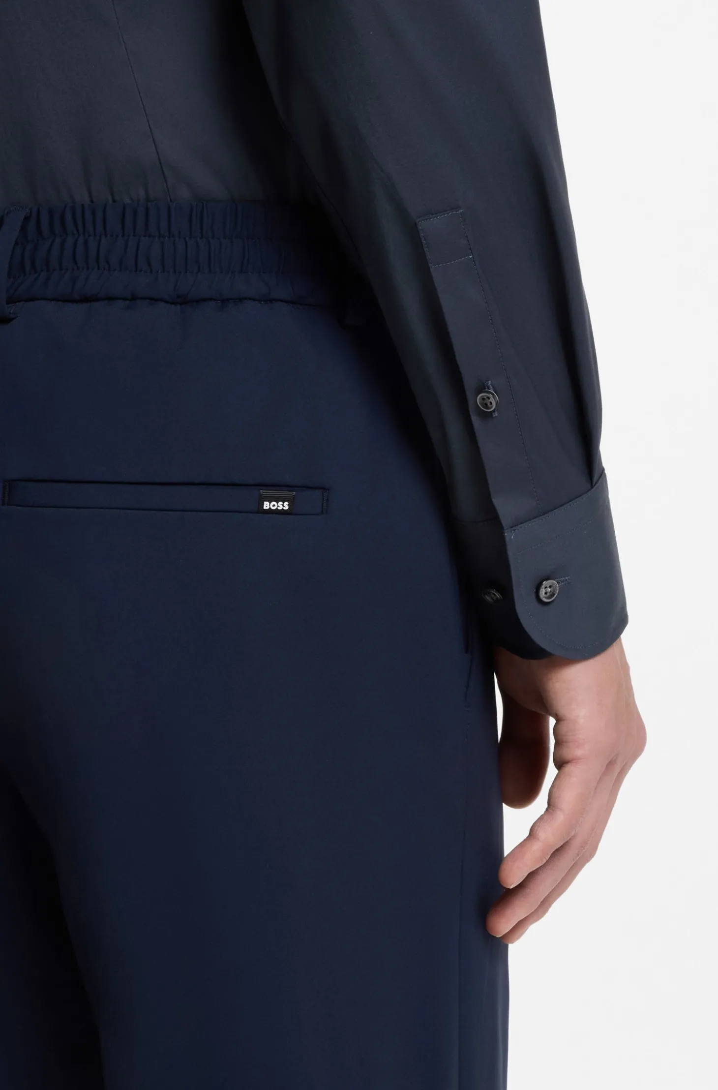 Slim-Fit Popeline-Hemd aus bügelleichtem Baumwoll-Mix