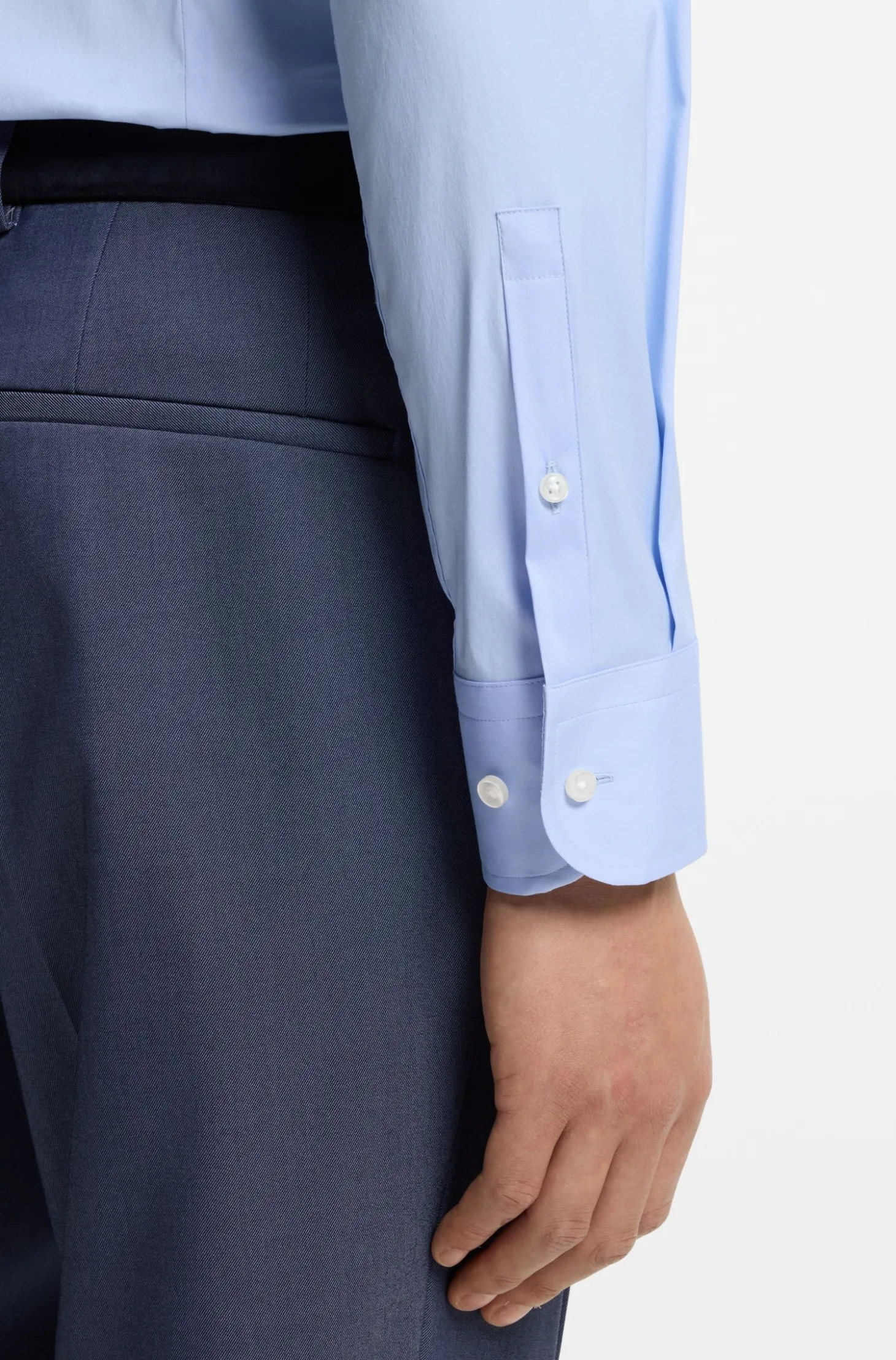 Slim-Fit Popeline-Hemd aus bügelleichtem Baumwoll-Mix