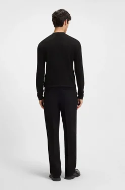 Slim-Fit Pullover mit hohem Ausschnitt