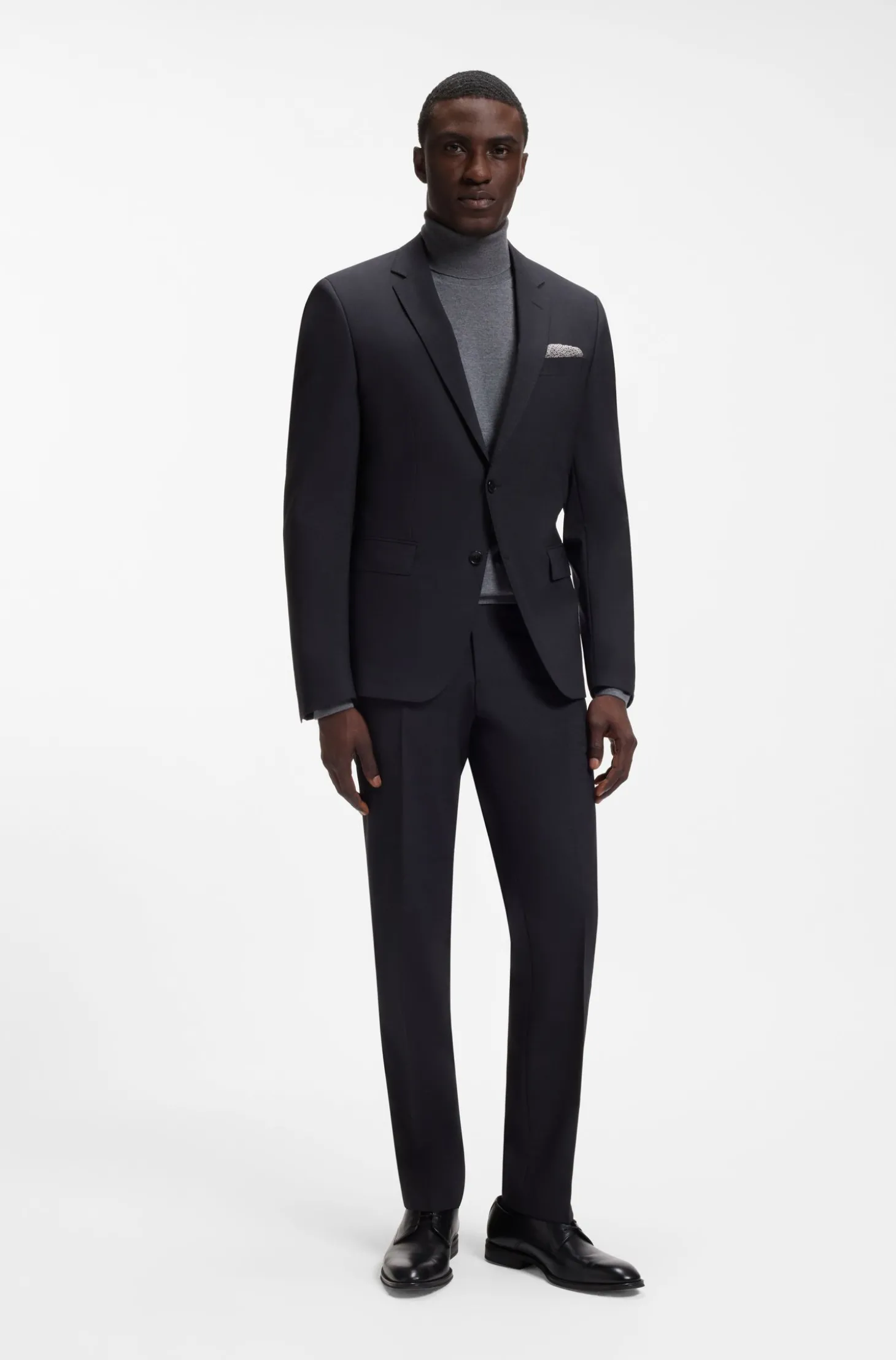 Slim-Fit Rollkragenpullover aus extrafeiner Merinowolle