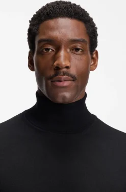 Slim-Fit Rollkragenpullover aus extrafeiner Merinowolle