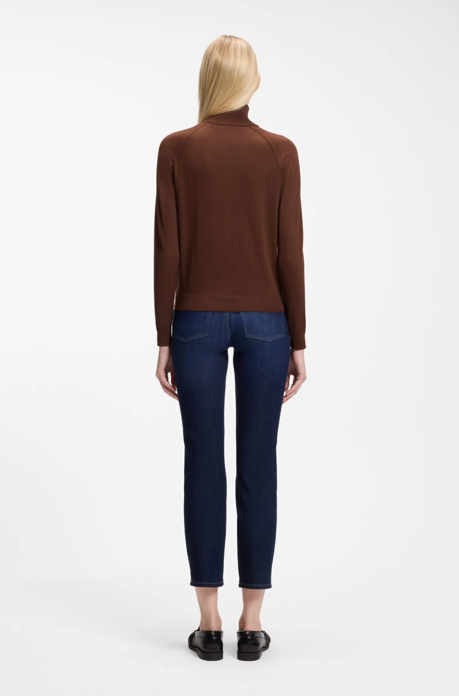 Slim-Fit Rollkragenpullover aus extrafeiner Merinowolle