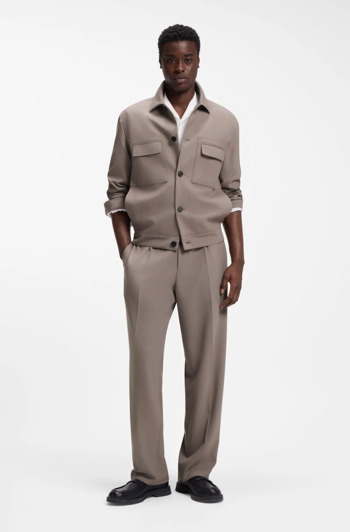 Slim-Fit Sakko aus knitterfreiem Twill