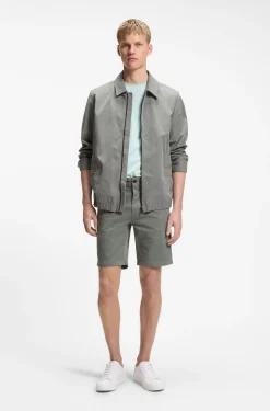 Slim-Fit Shorts aus elastischem Baumwoll-Twill