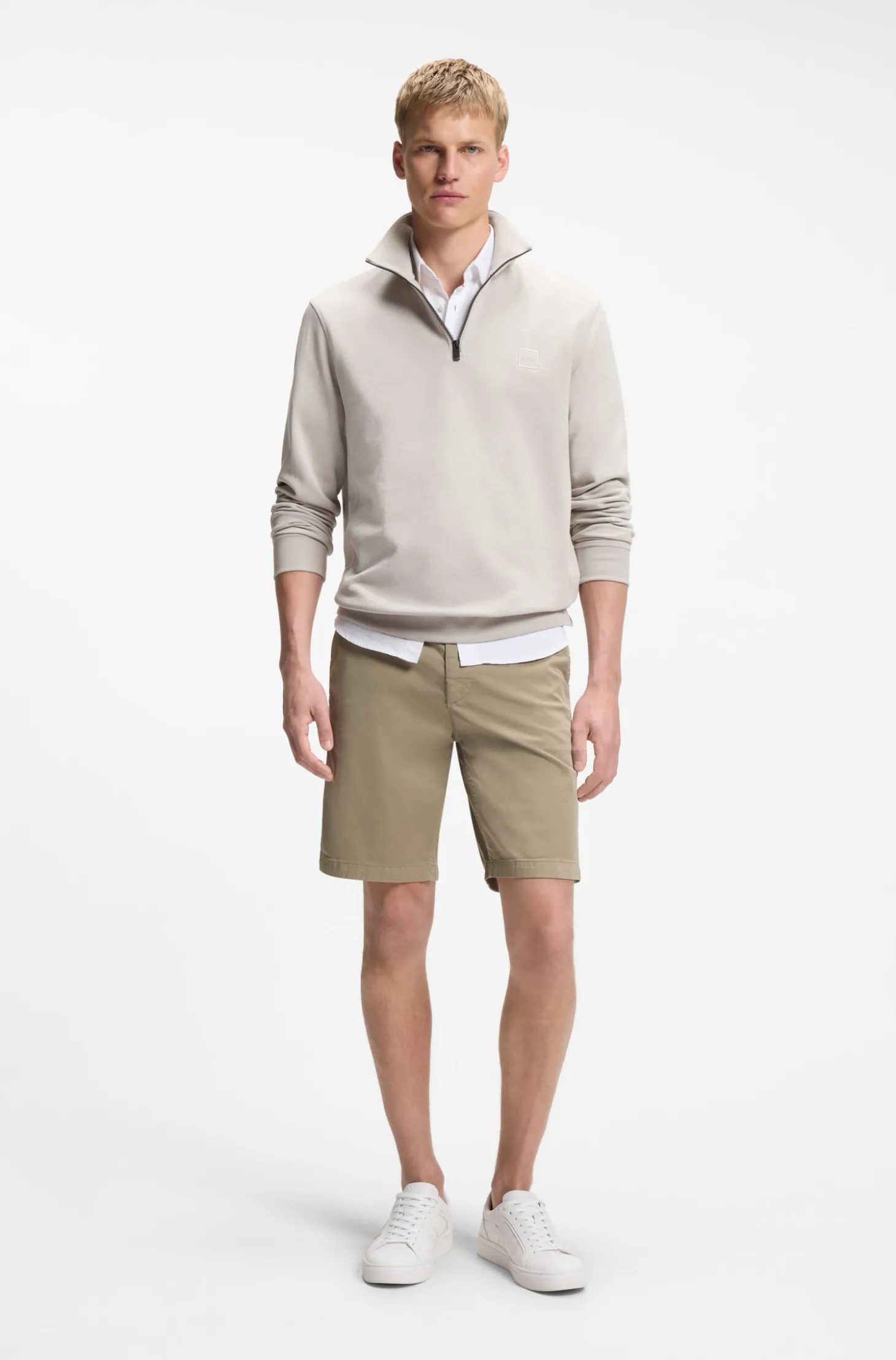 Slim-Fit Shorts aus elastischem Baumwoll-Twill