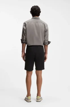 Slim-Fit Shorts aus elastischem Baumwoll-Twill