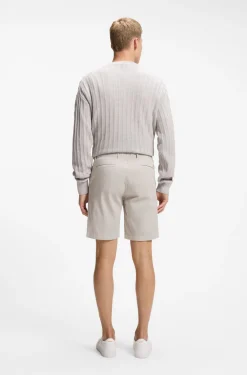 Slim-Fit Shorts aus elastischem Baumwoll-Twill