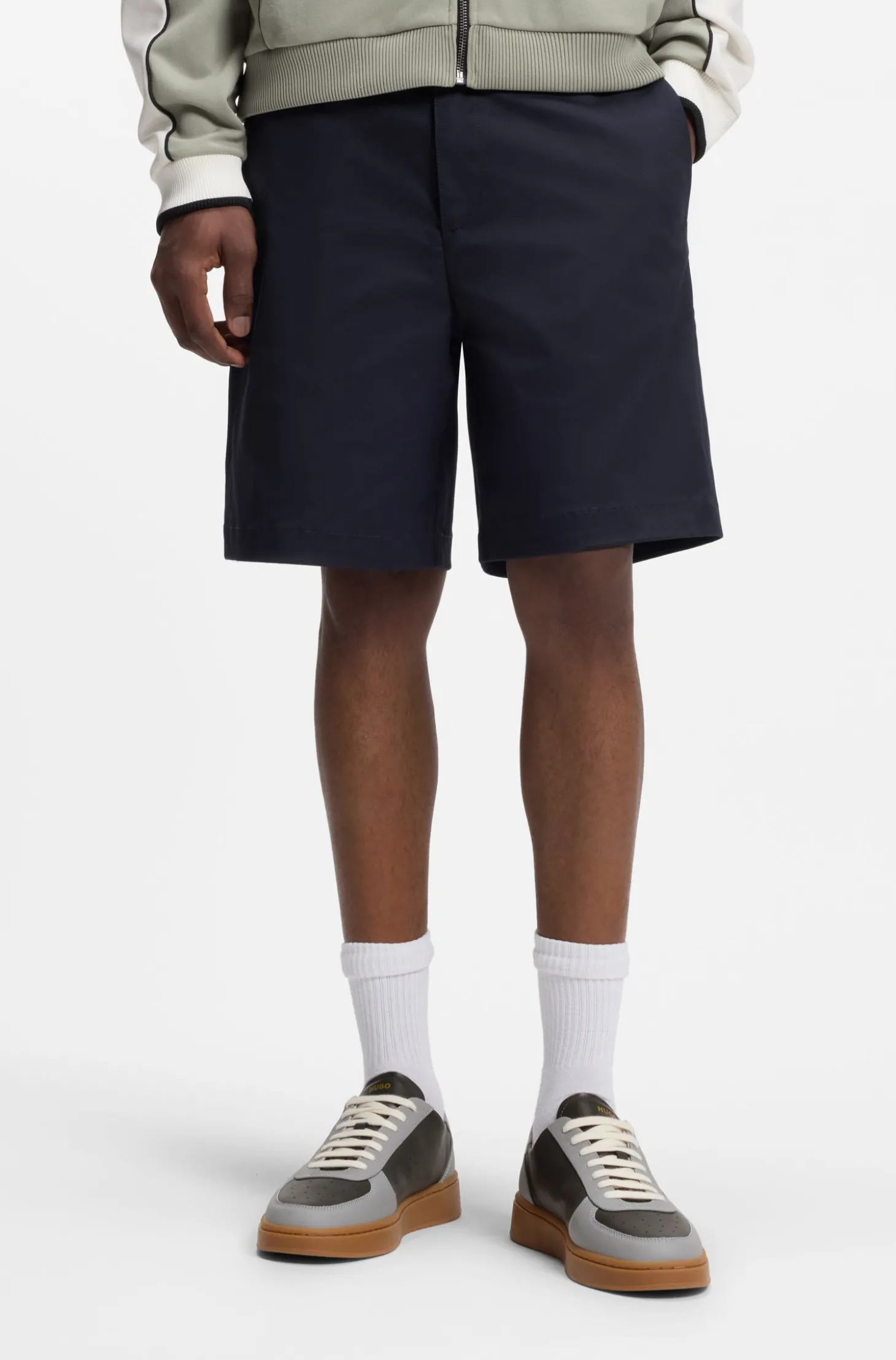 Slim-Fit Shorts aus merzerisierter Stretch-Baumwolle