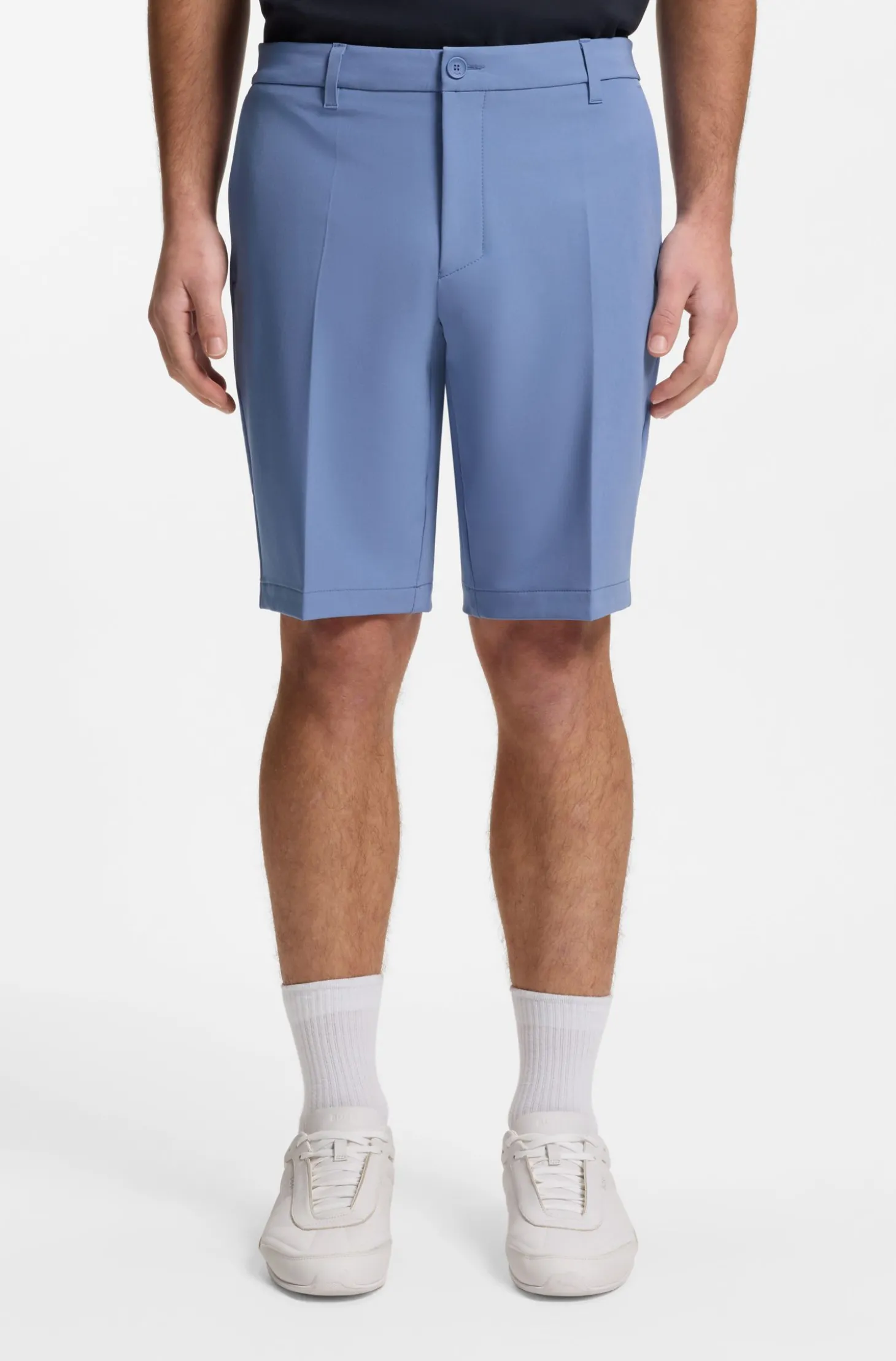 Slim-Fit Shorts aus wasserabweisendem Stretch-Gewebe