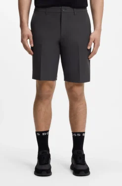 Slim-Fit Shorts aus wasserabweisendem Stretch-Gewebe