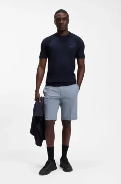 Slim-Fit Shorts aus wasserabweisendem Stretch-Gewebe