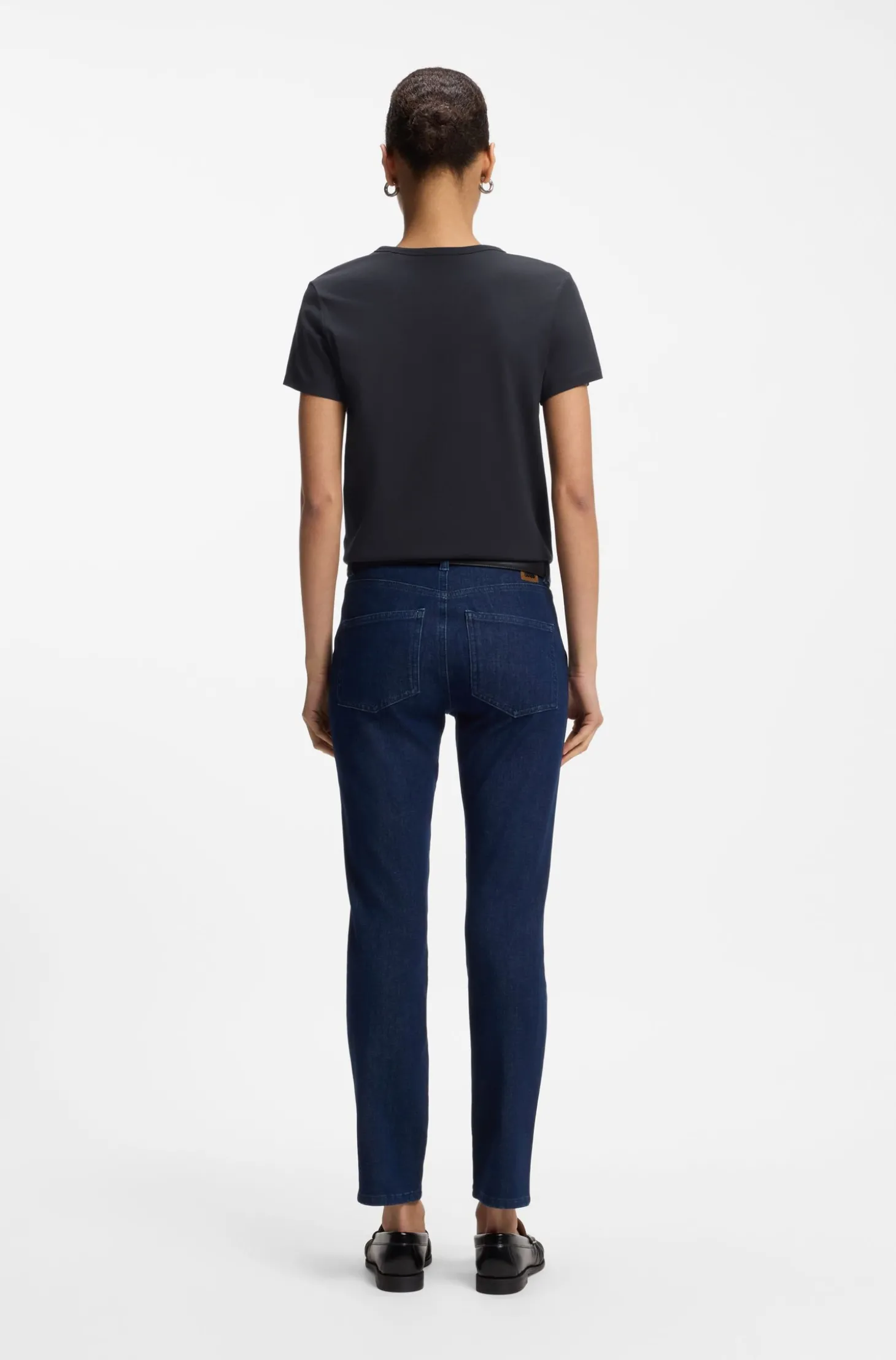 Slim-Fit T-Shirt aus Baumwoll-Seiden-Mix mit Logo-Stickerei